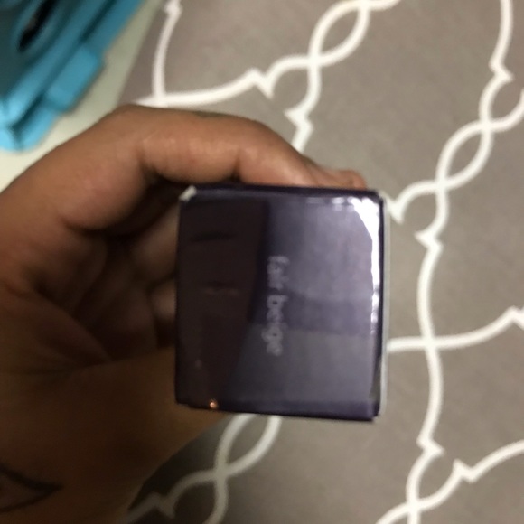 Tarte concealer (fair beige) - Picture 2 of 2